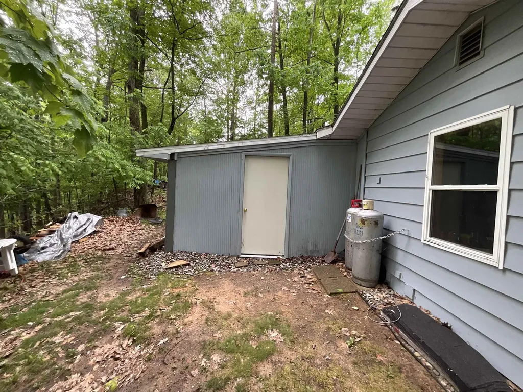 4737 Mary E Drive Hill Township MI 48739