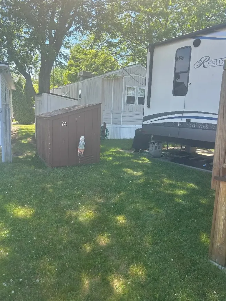 3675 E Michigan Avenue Au Gres Township MI 48703