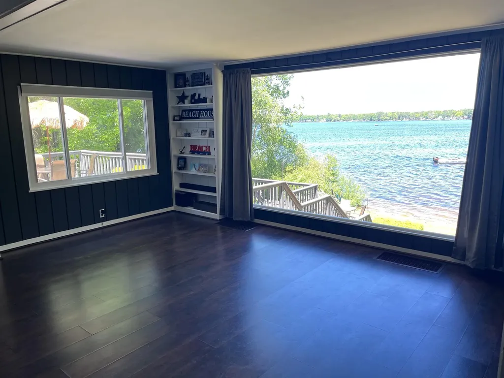 6466 Westshore Drive Oscoda Charter Township MI 48750