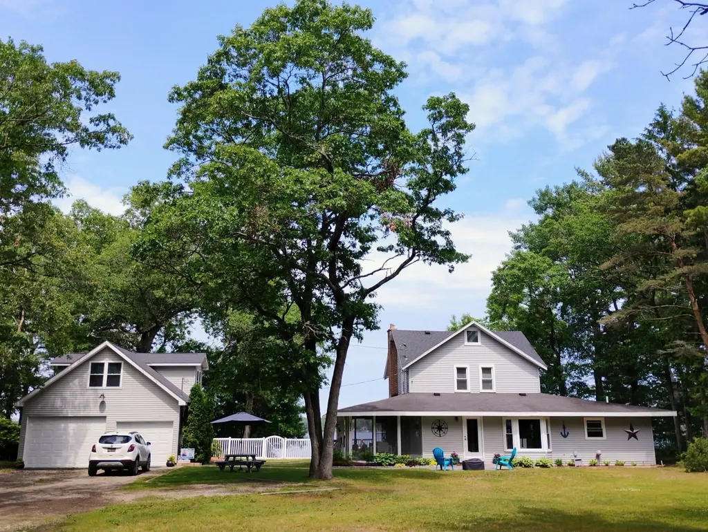 6466 Westshore Drive Oscoda Charter Township MI 48750