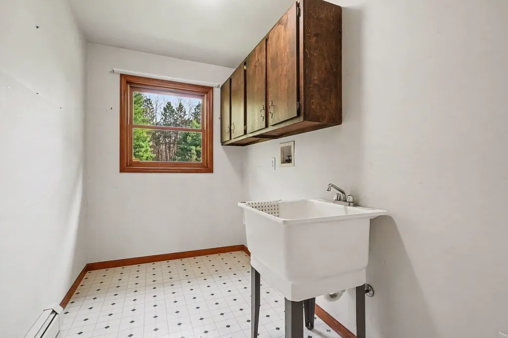5711 Old State Road Grant Township MI 48770