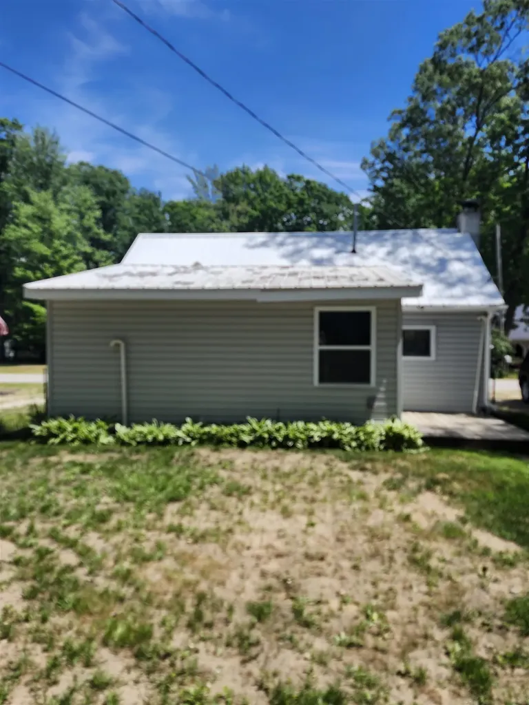 1321 Fletcher Street Grant Township MI 48748