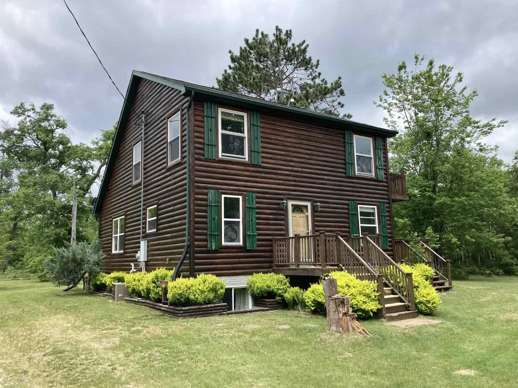 1875 Richardson Road Elmer Township MI 48647
