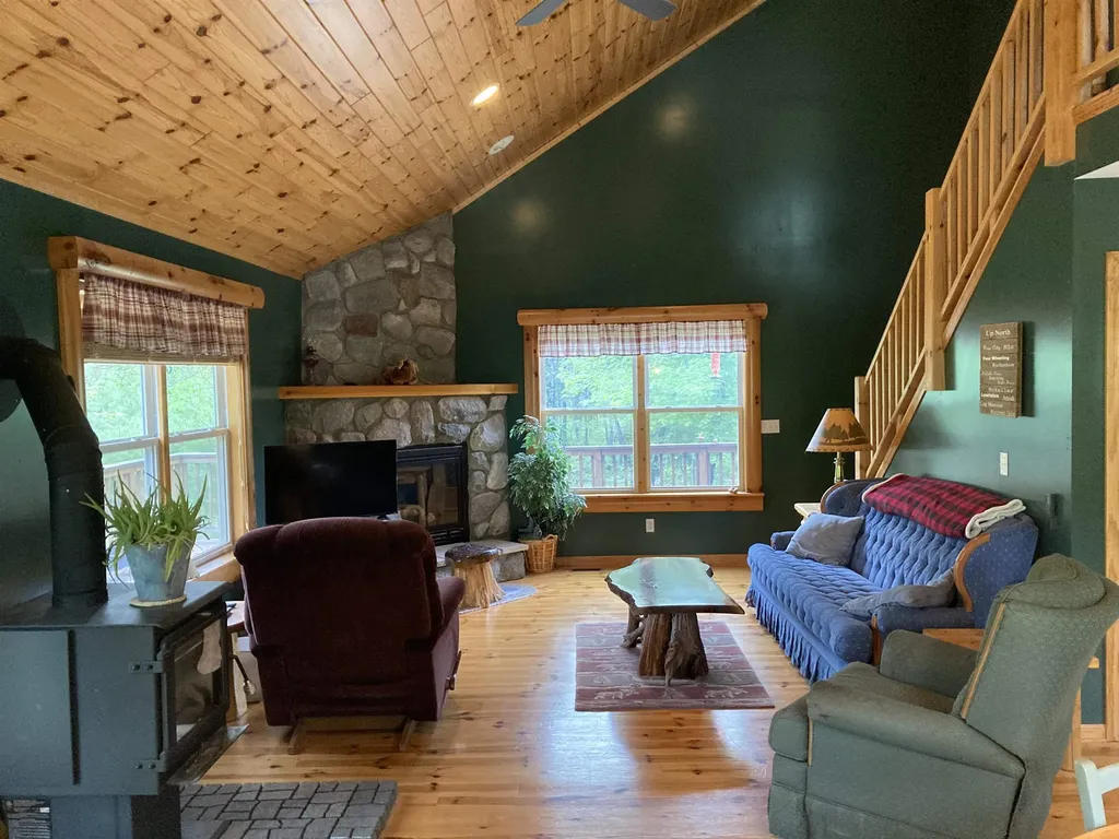 1875 Richardson Road Elmer Township MI 48647