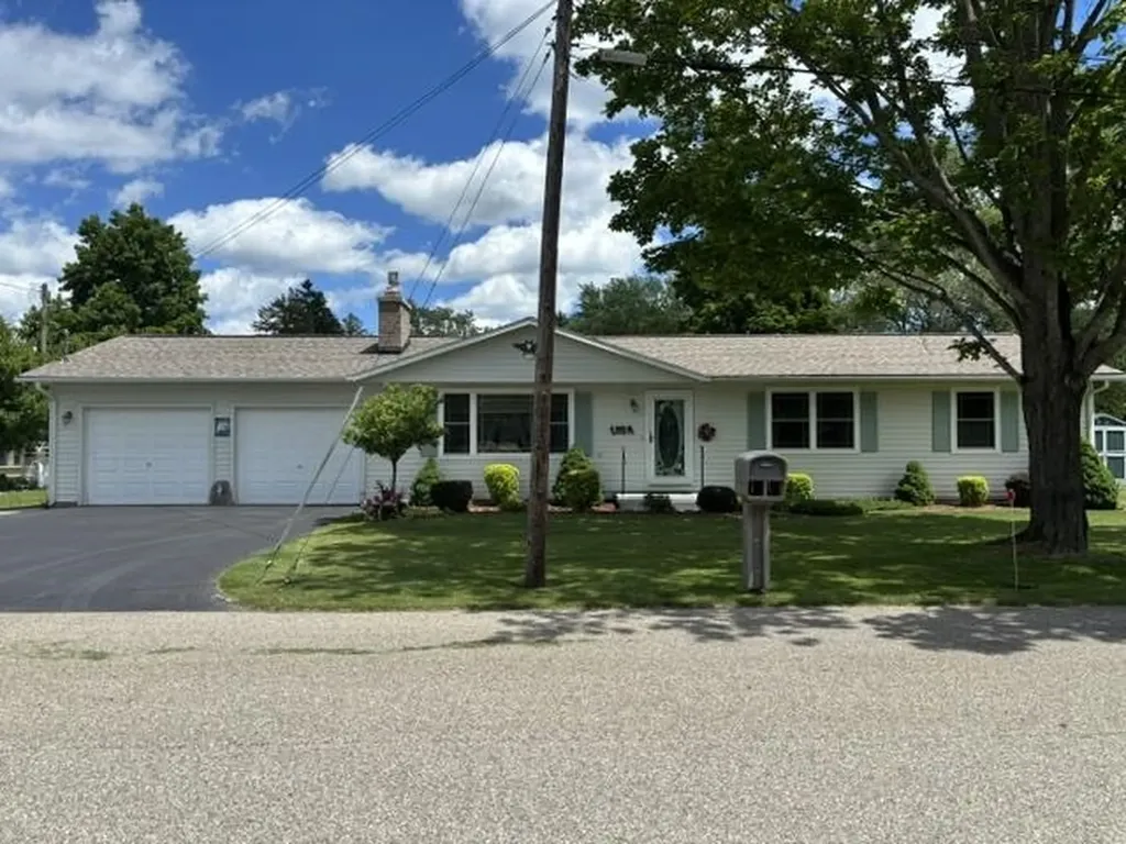 516 Locke Street Unknown City MI 48730