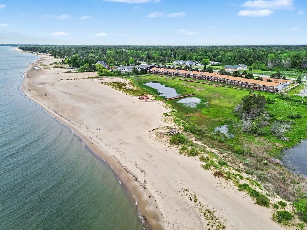 4360 N Us-23 Au Sable Charter Township MI 48750