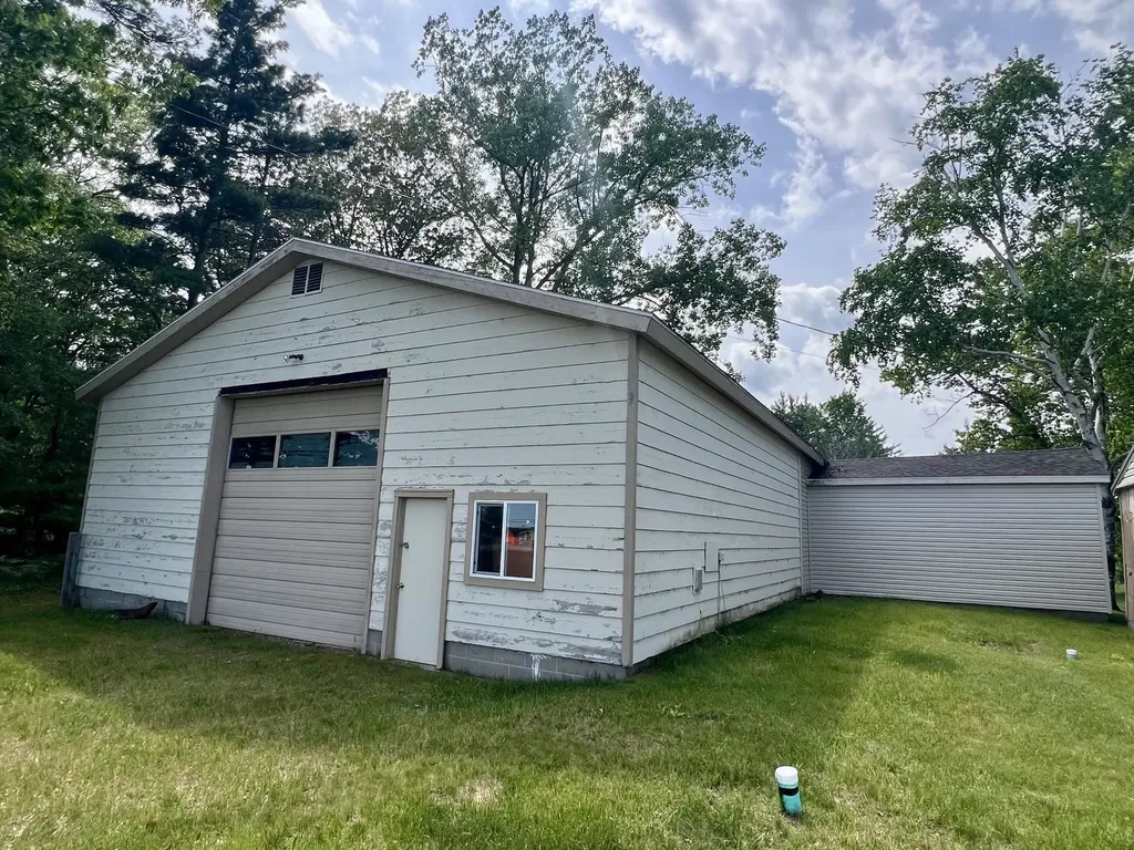 3325 N Us-23 N Oscoda Charter Township MI 48750