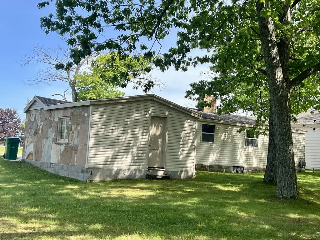 3325 N Us-23 N Oscoda Charter Township MI 48750