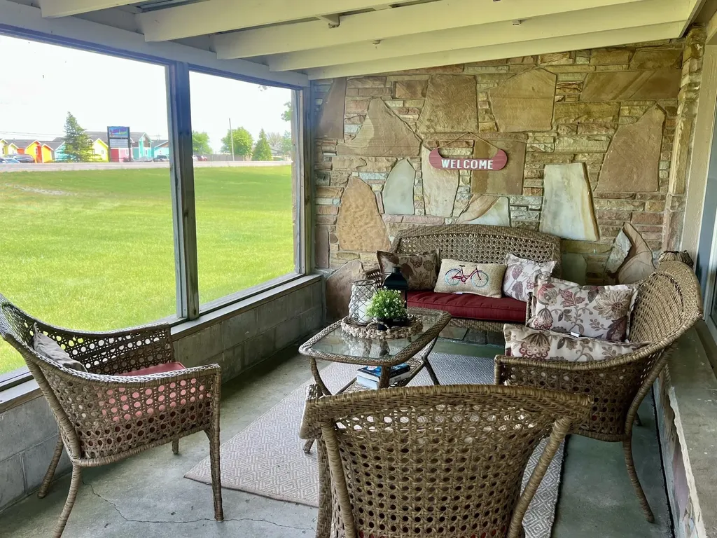3325 N Us-23 N Oscoda Charter Township MI 48750