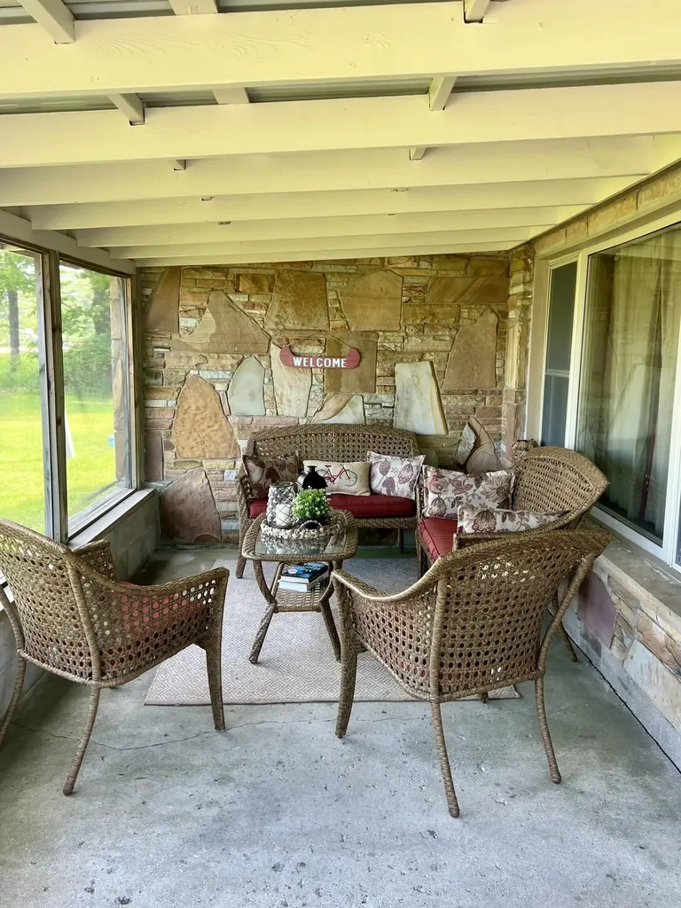 3325 N Us-23 N Oscoda Charter Township MI 48750