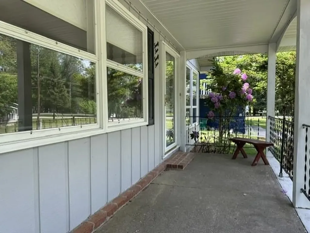 2424 Winona Street Baldwin Township MI 48730
