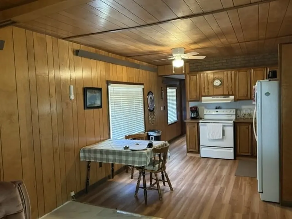 318 Coventry Drive Roscommon Township MI 48629