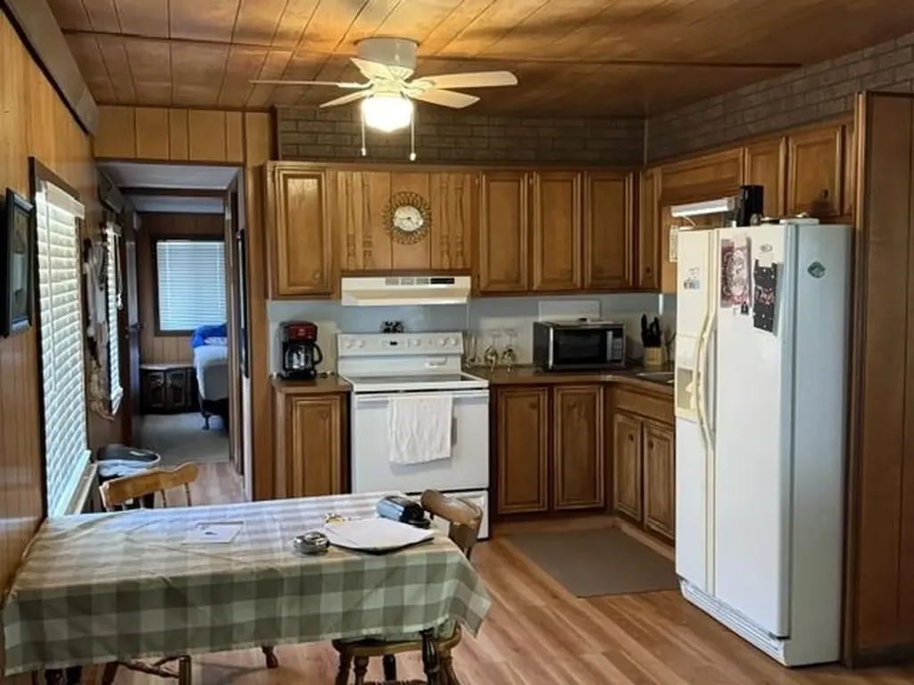318 Coventry Drive Roscommon Township MI 48629