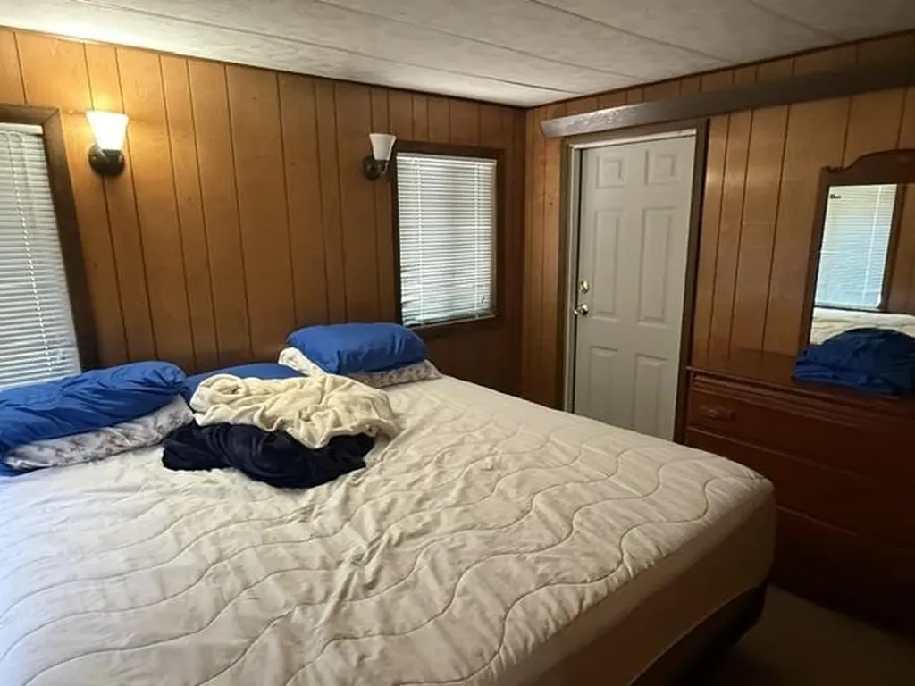 318 Coventry Drive Roscommon Township MI 48629