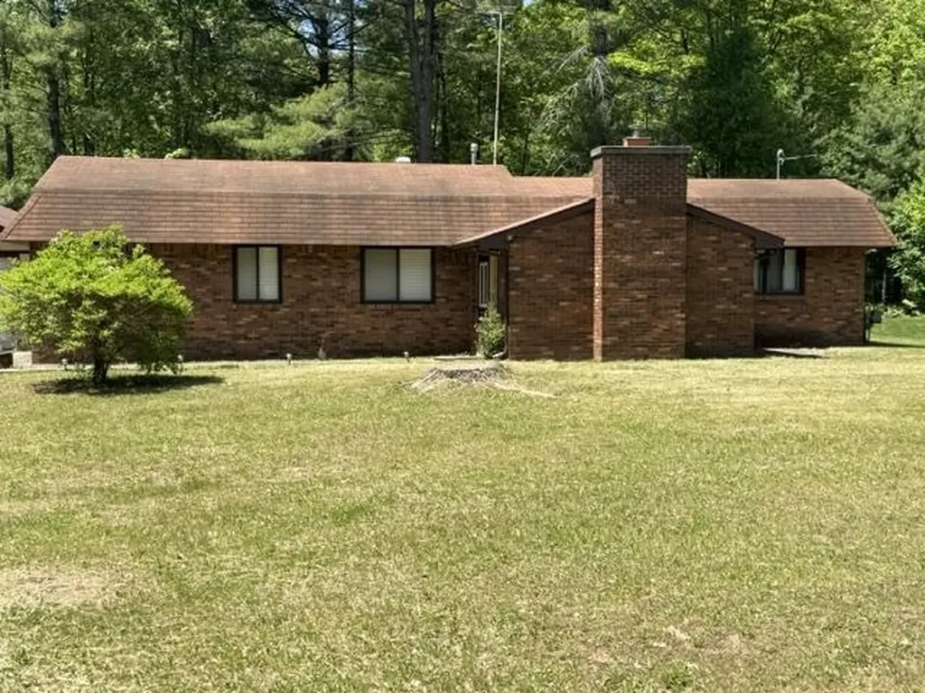 318 Coventry Drive Roscommon Township MI 48629