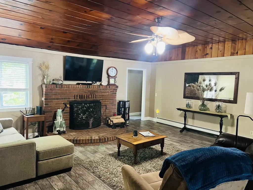6391 Loud Drive Oscoda Charter Township MI 48750