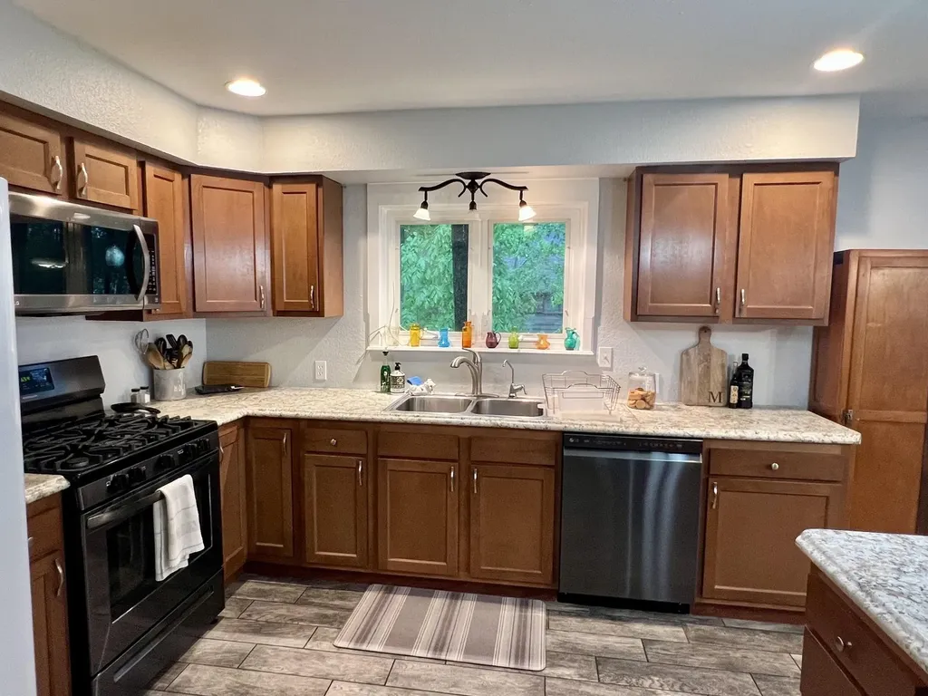 6391 Loud Drive Oscoda Charter Township MI 48750
