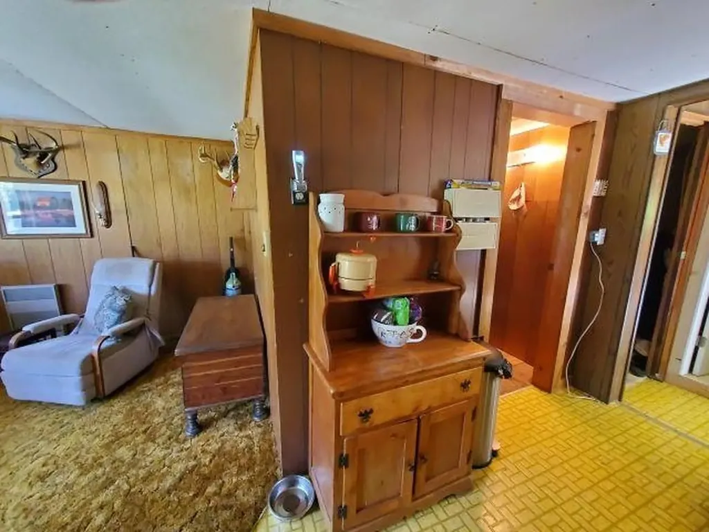 5319 S Lakeview Edwards Township MI 48661