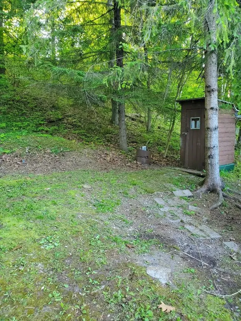 5319 S Lakeview Edwards Township MI 48661