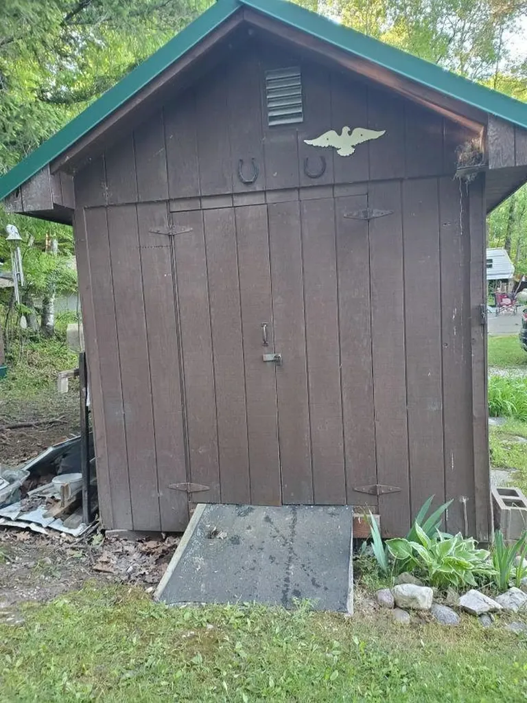 5319 S Lakeview Edwards Township MI 48661