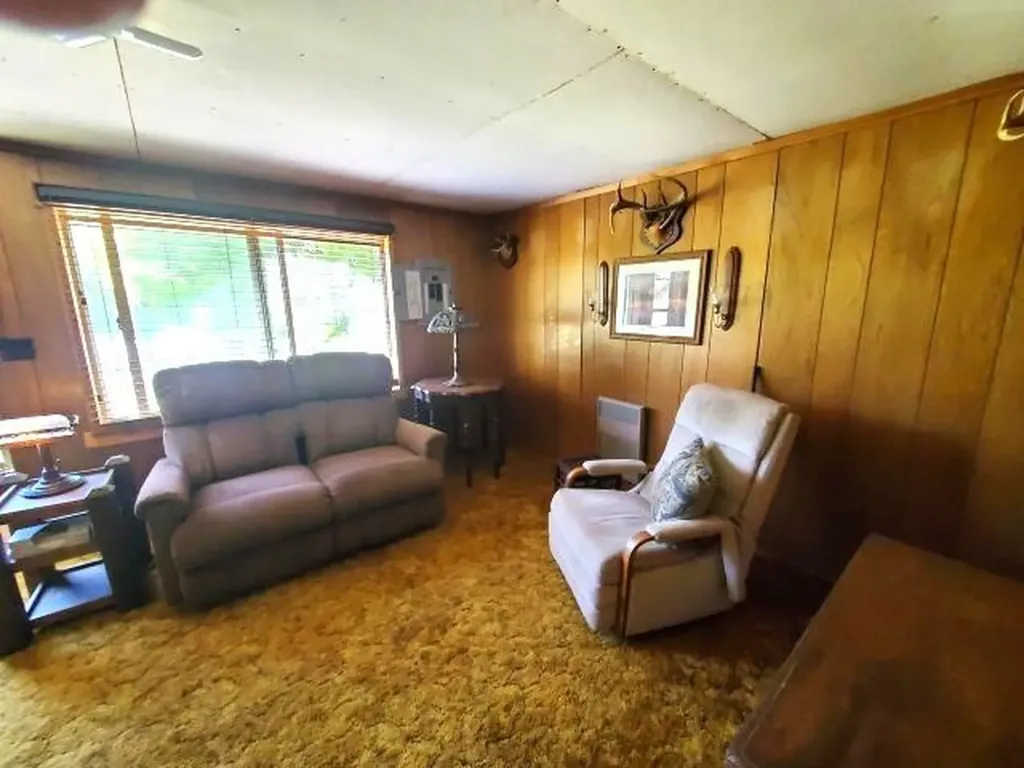 5319 S Lakeview Edwards Township MI 48661