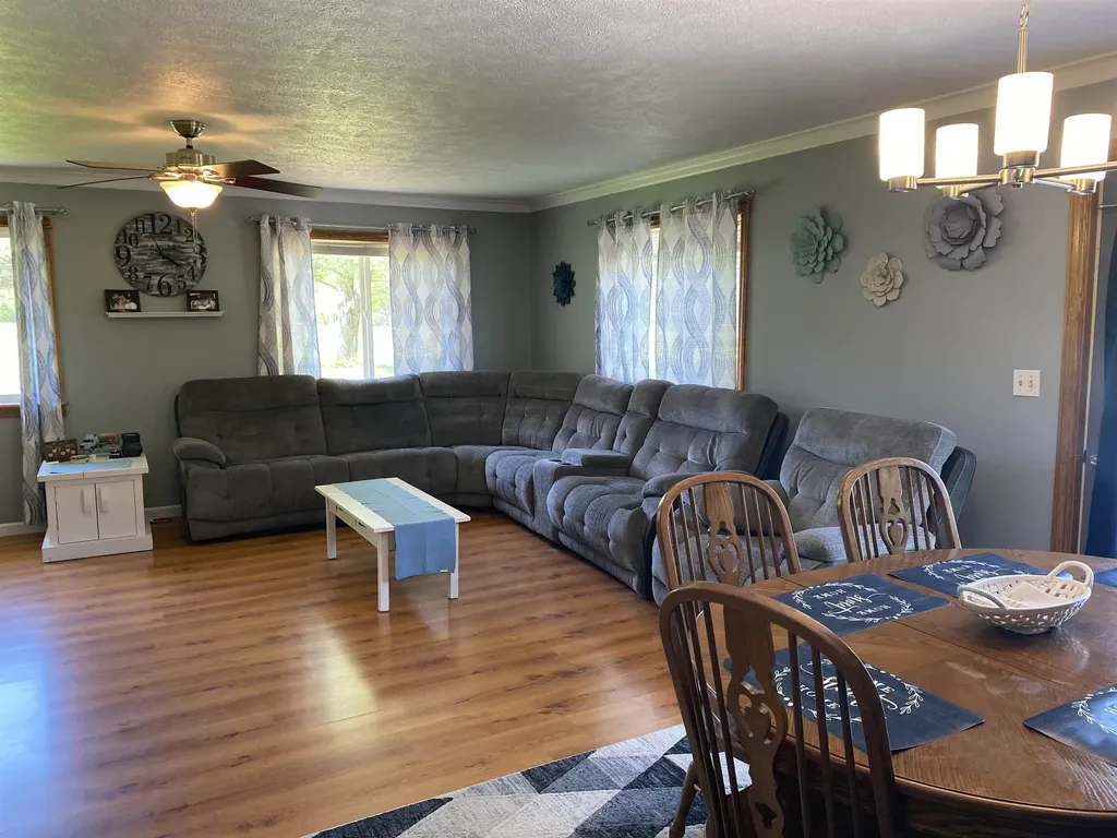 737 Sensabaugh Road Cumming Township MI 48635
