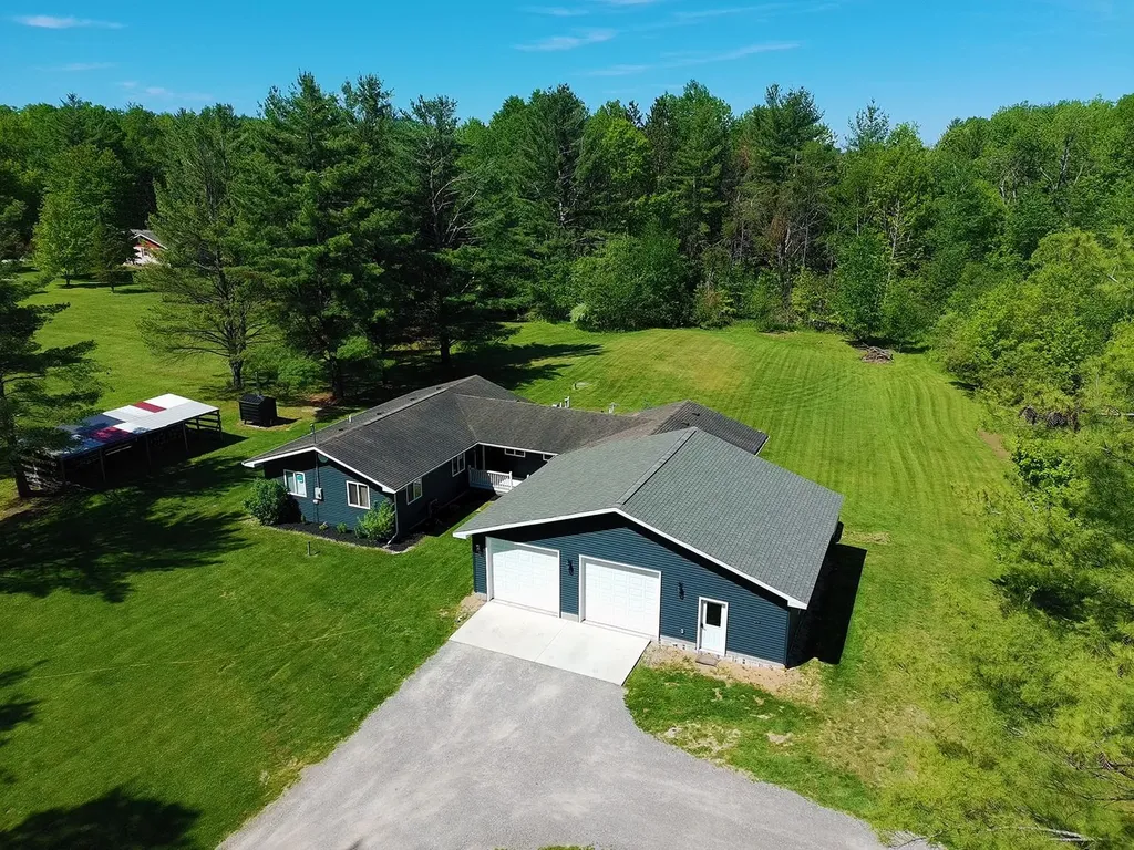 737 Sensabaugh Road Cumming Township MI 48635