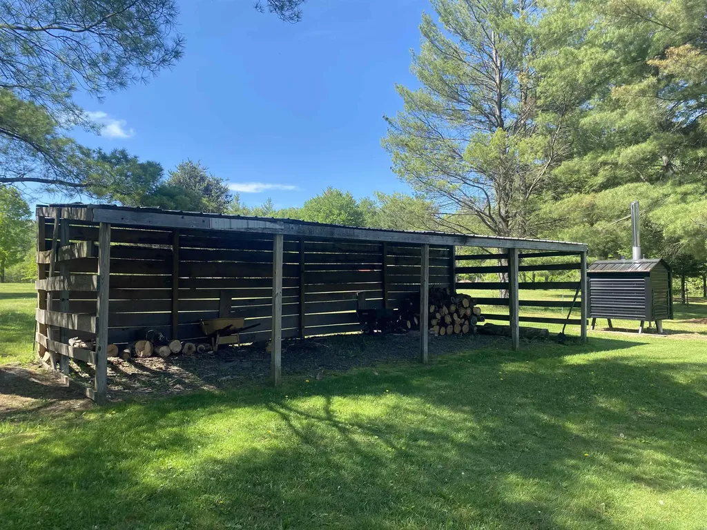 737 Sensabaugh Road Cumming Township MI 48635