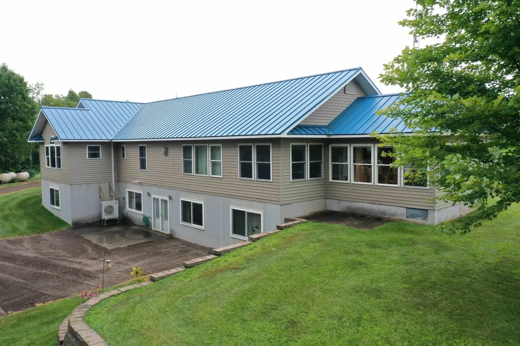 125 W Gallagher Road West Branch Township MI 48661