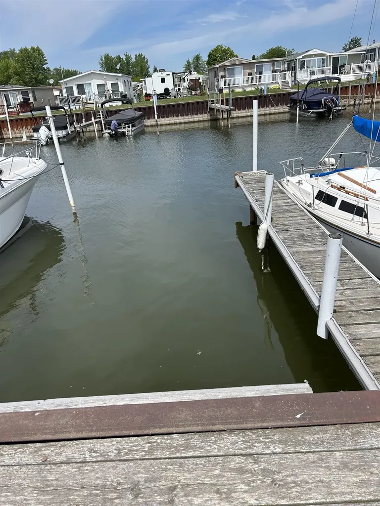 3675 E Michigan Avenue Au Gres Township MI 48703