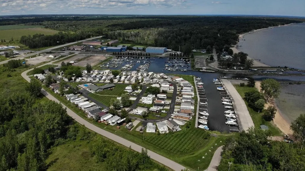 3675 E Michigan Avenue Au Gres Township MI 48703