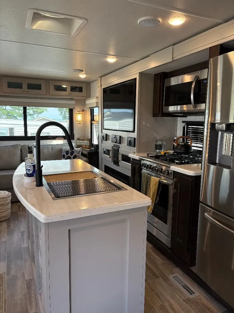 3675 E Michigan Avenue Au Gres Township MI 48703