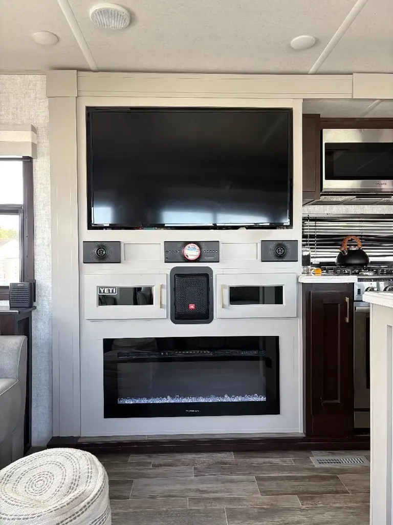 3675 E Michigan Avenue Au Gres Township MI 48703