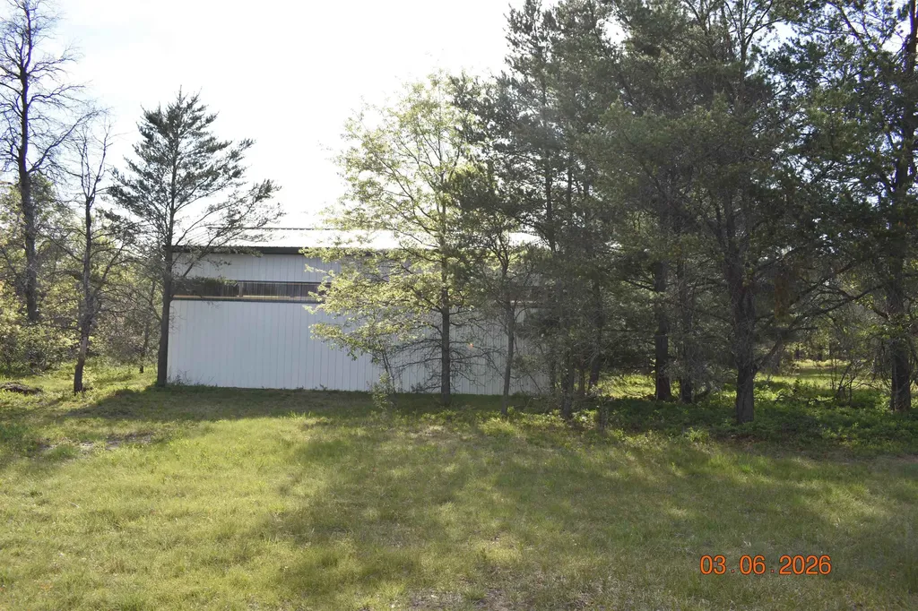 11565 Leline Road South Branch Township MI 48653