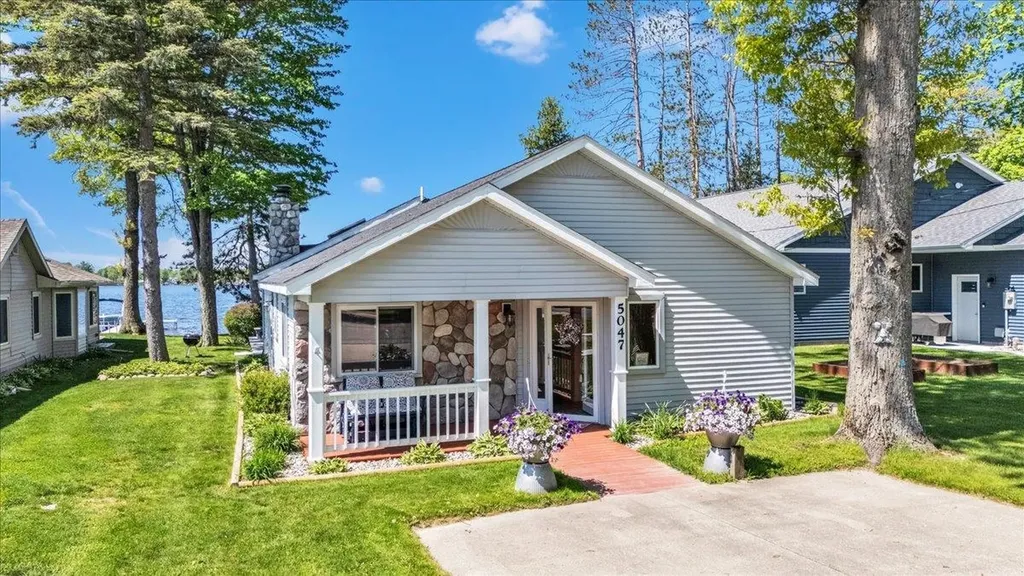 5047 Kokosing Road Plainfield Township MI 48739