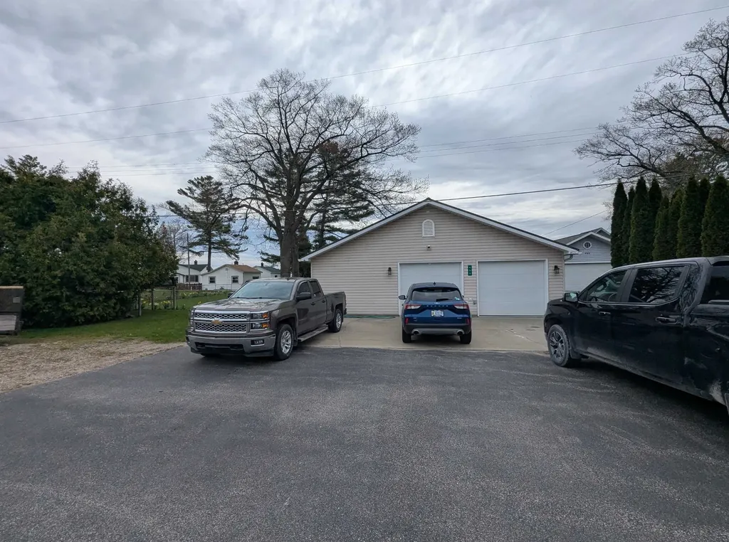 488 N Huron Road Whitney Township MI 48703