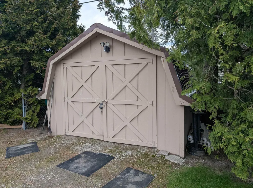 488 N Huron Road Whitney Township MI 48703