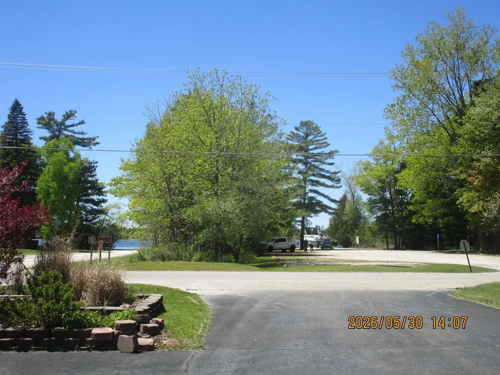 7900 E Cedar Lake Drive Oscoda Charter Township MI 48738