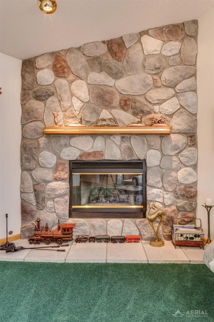 4950 Berry Road Foster Township MI 48661