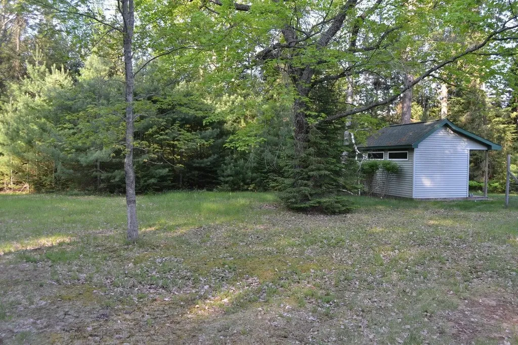 7601 N Cabin Lane Higgins Township MI 48653