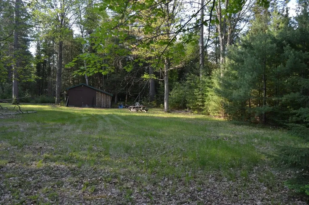 7601 N Cabin Lane Higgins Township MI 48653