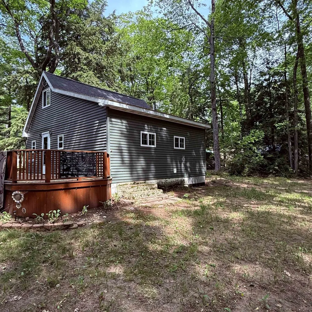 3551 E Cedar Lake Drive Greenbush Township MI 48738