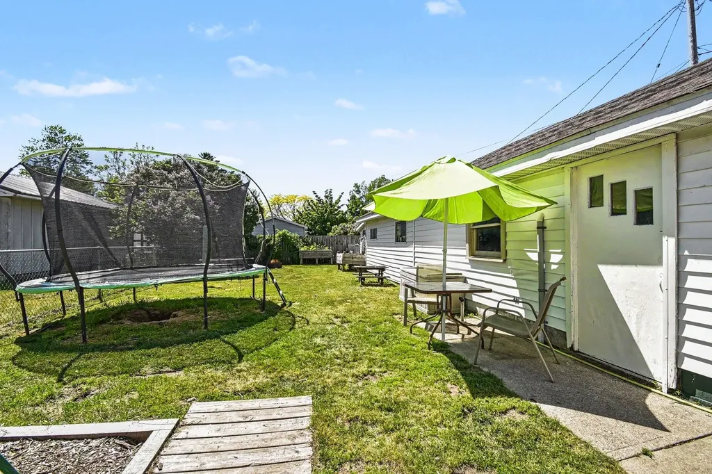220 2nd Avenue Tawas Township MI 48763