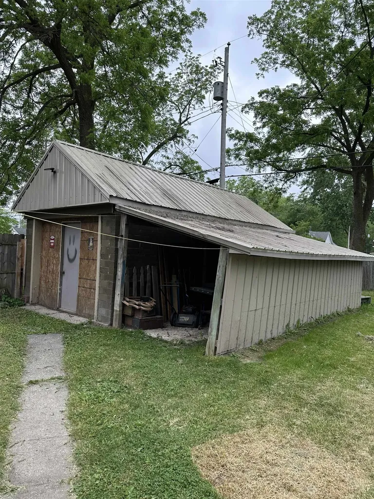 110 S Church Street Standish Township MI 48658