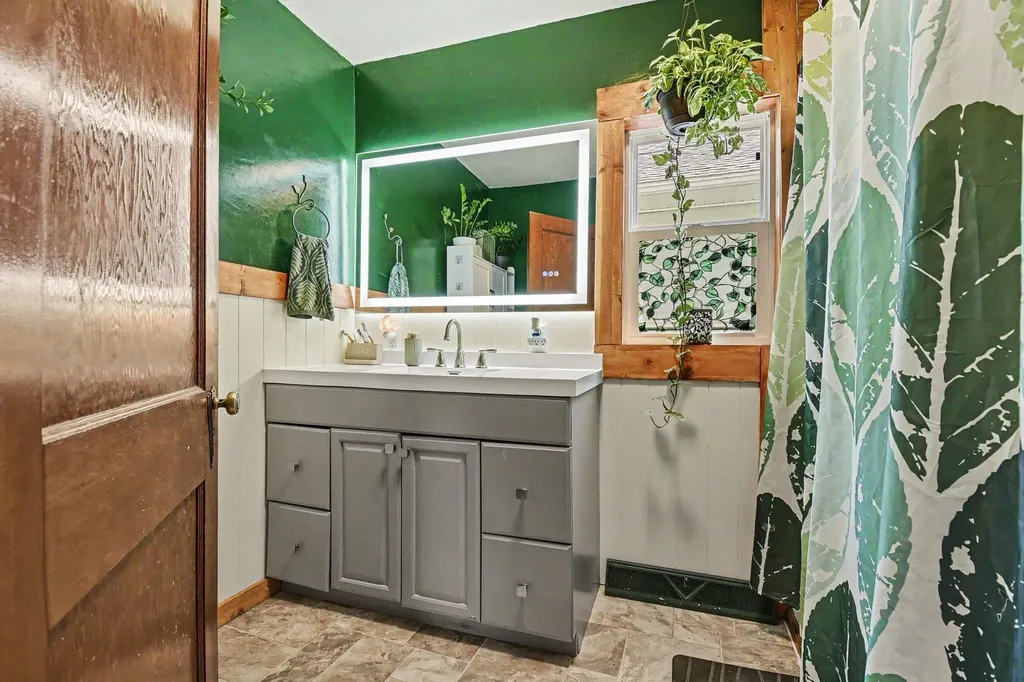 220 2nd Avenue Tawas Township MI 48763