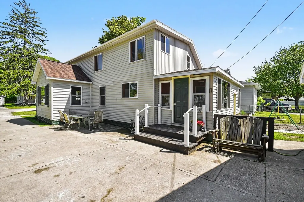 220 2nd Avenue Tawas Township MI 48763