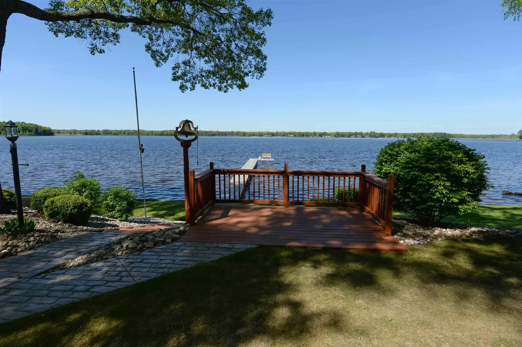 7235 Loud Drive Oscoda Charter Township MI 48750
