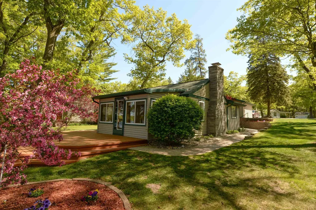 7235 Loud Drive Oscoda Charter Township MI 48750