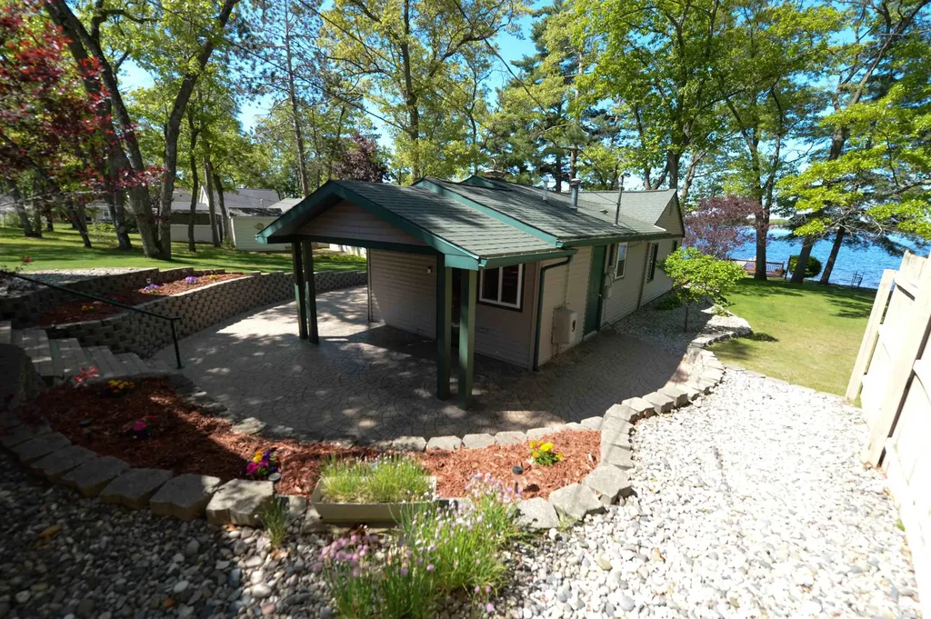 7235 Loud Drive Oscoda Charter Township MI 48750