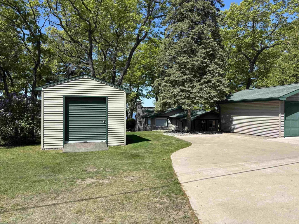 7235 Loud Drive Oscoda Charter Township MI 48750